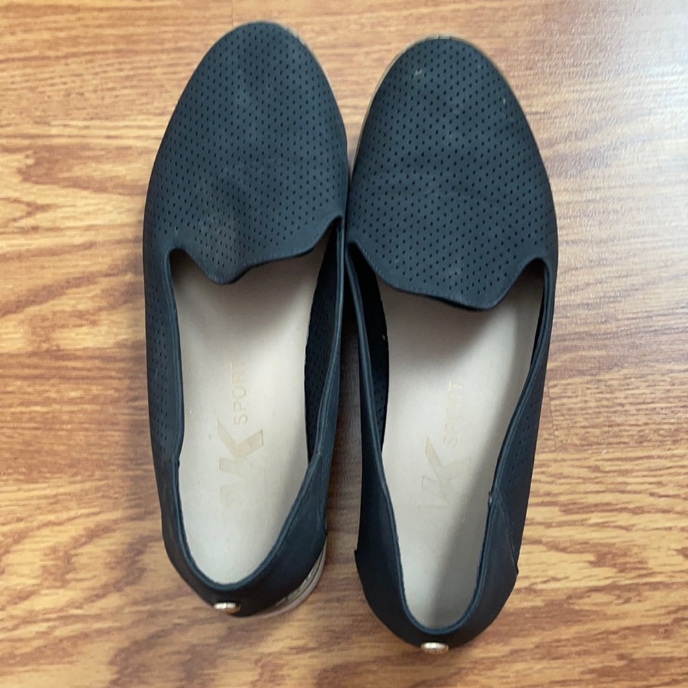 AK Sport Black Flats